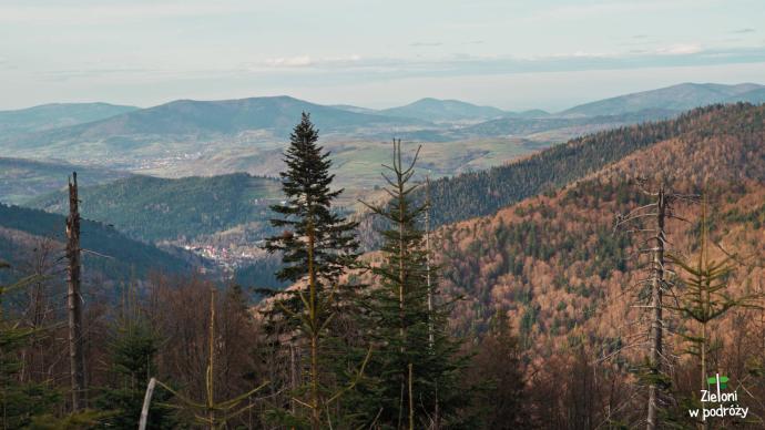 Beskid-Wyspowy-w-oddali