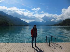 Nad brzegiem jeziora