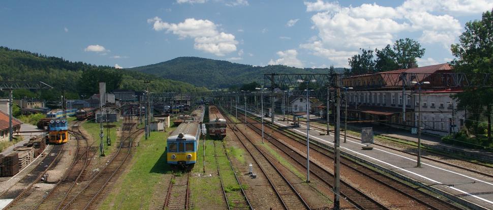 Dworzec w Suchej Beskidzkiej